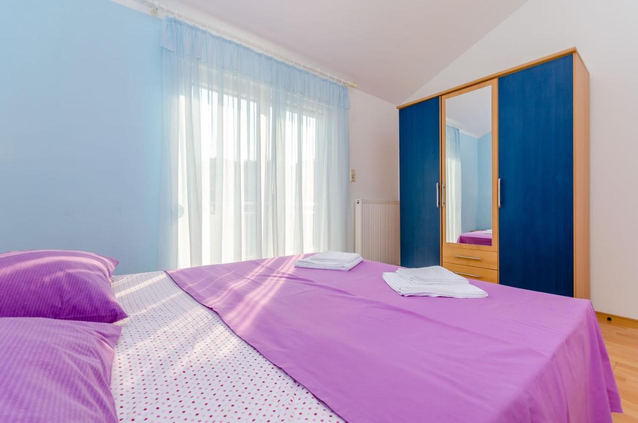 Apartments Maslina Трогир Екстериор снимка