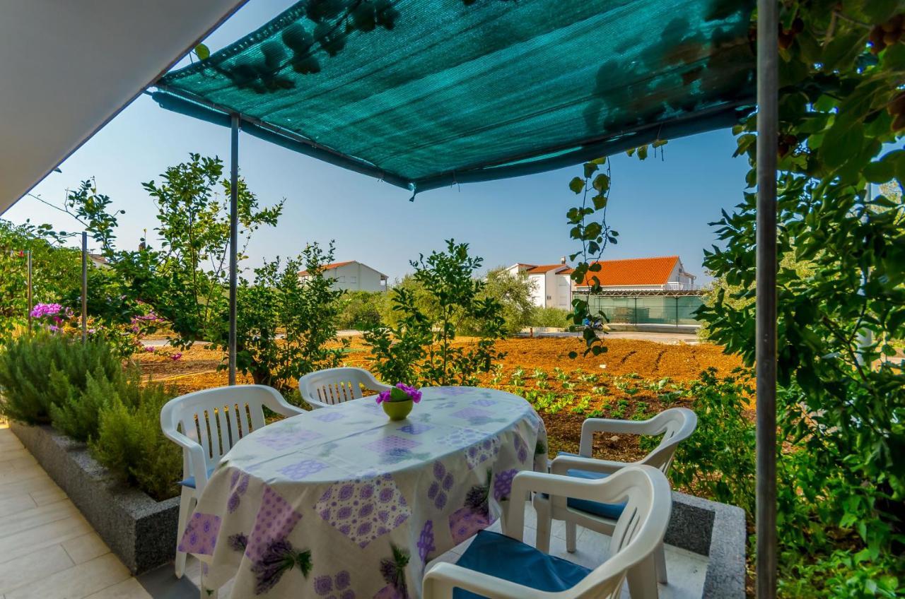 Apartments Maslina Трогир Екстериор снимка
