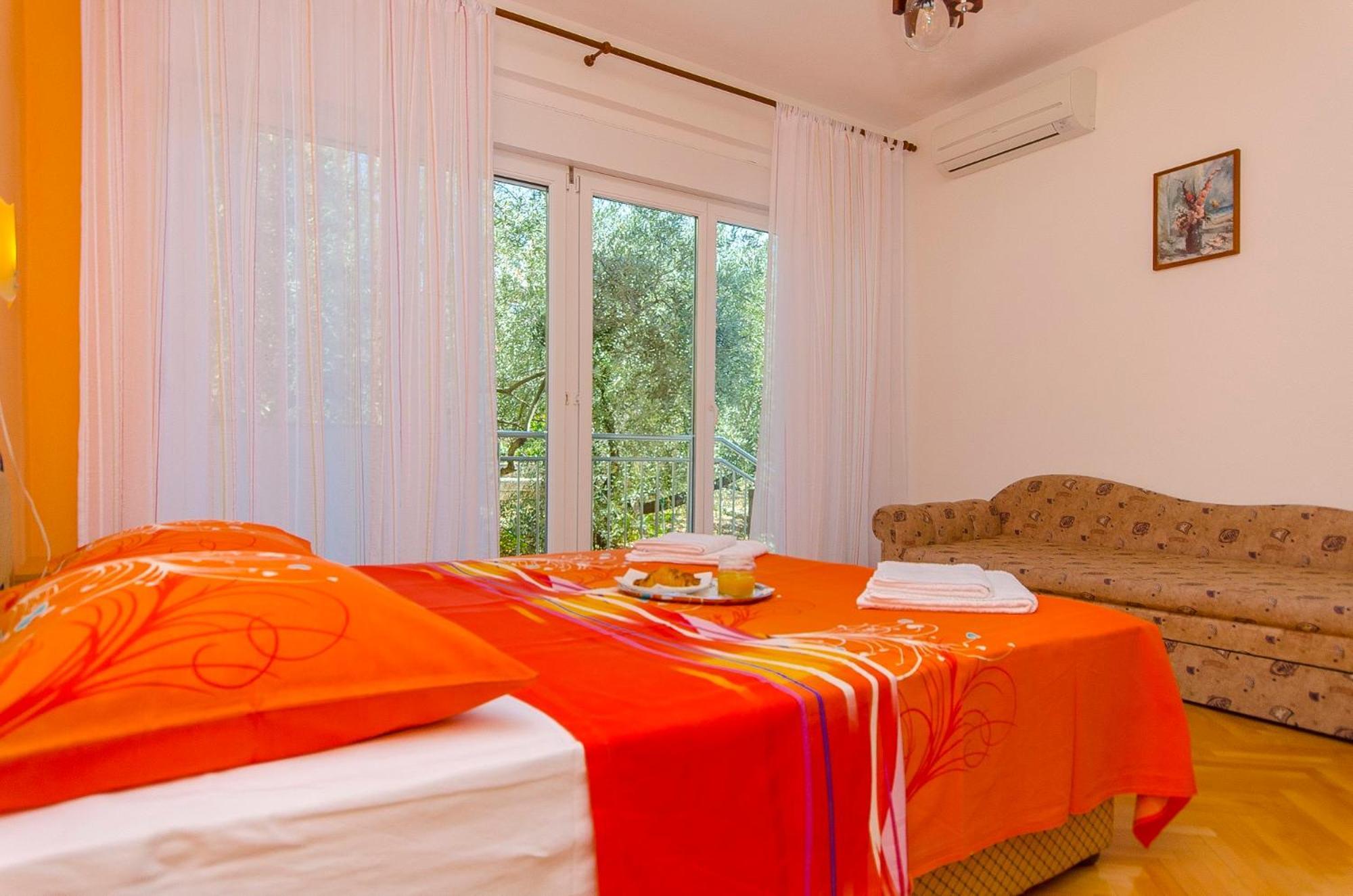 Apartments Maslina Трогир Екстериор снимка