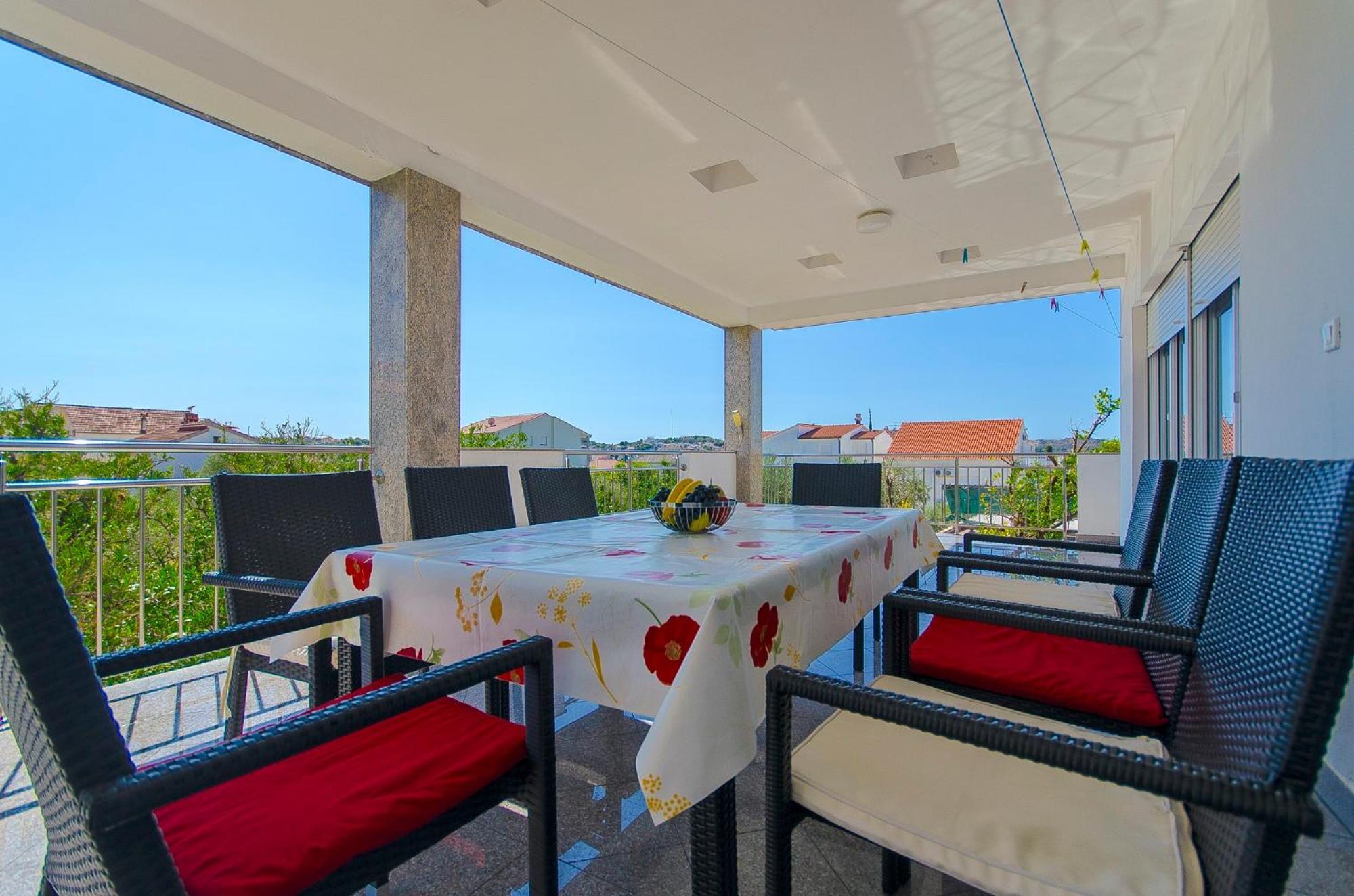 Apartments Maslina Трогир Екстериор снимка
