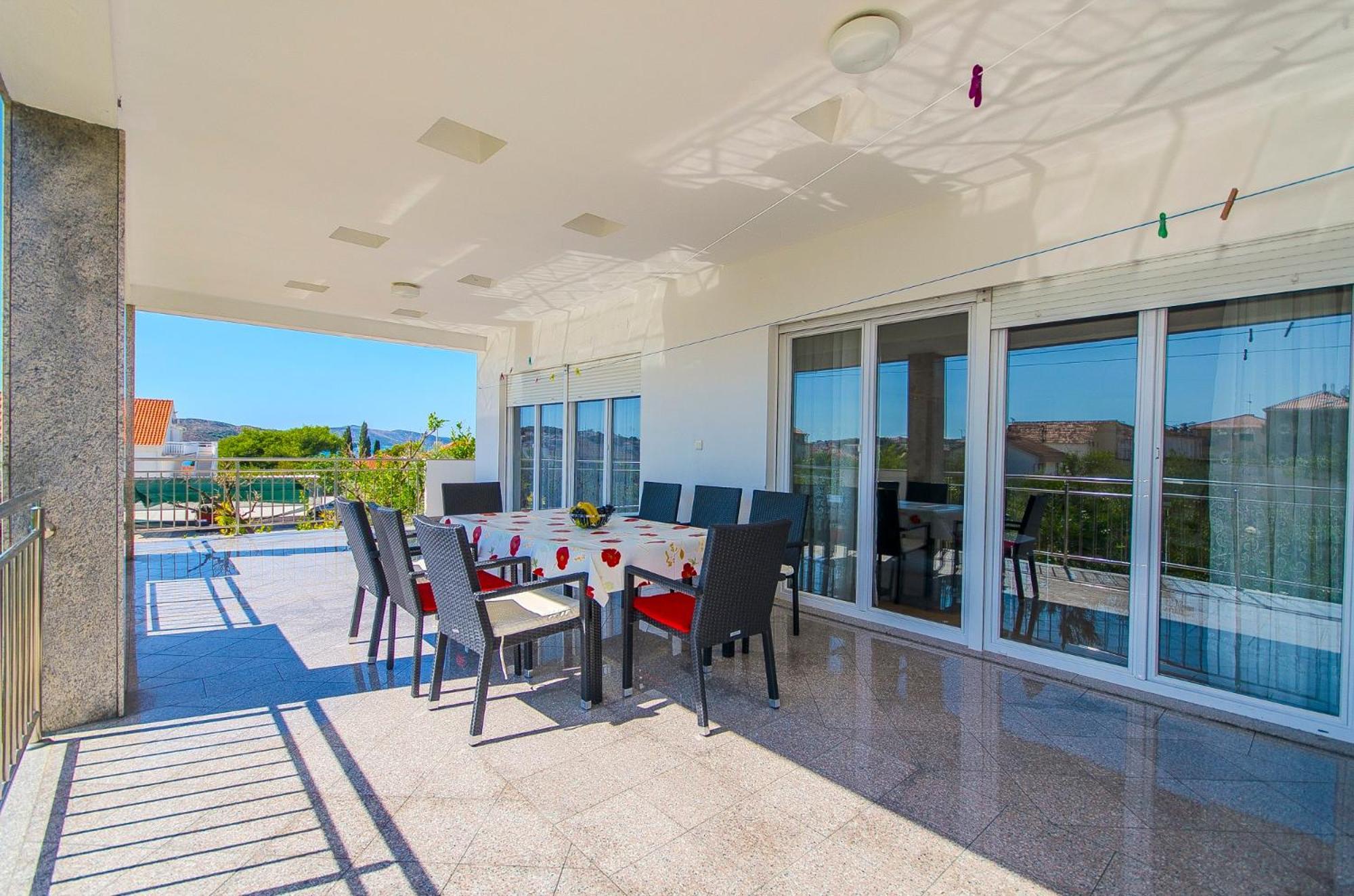 Apartments Maslina Трогир Екстериор снимка