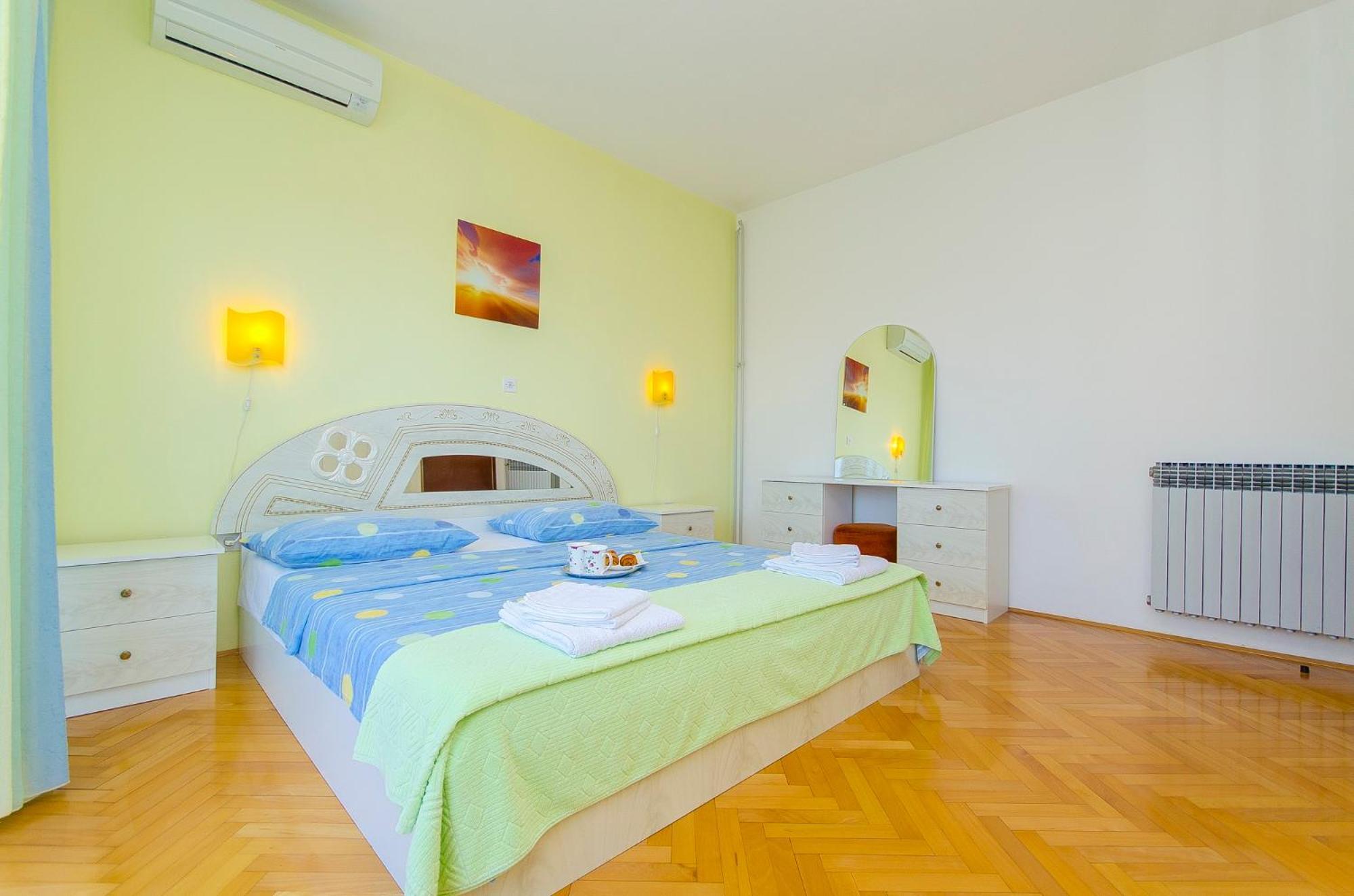 Apartments Maslina Трогир Екстериор снимка