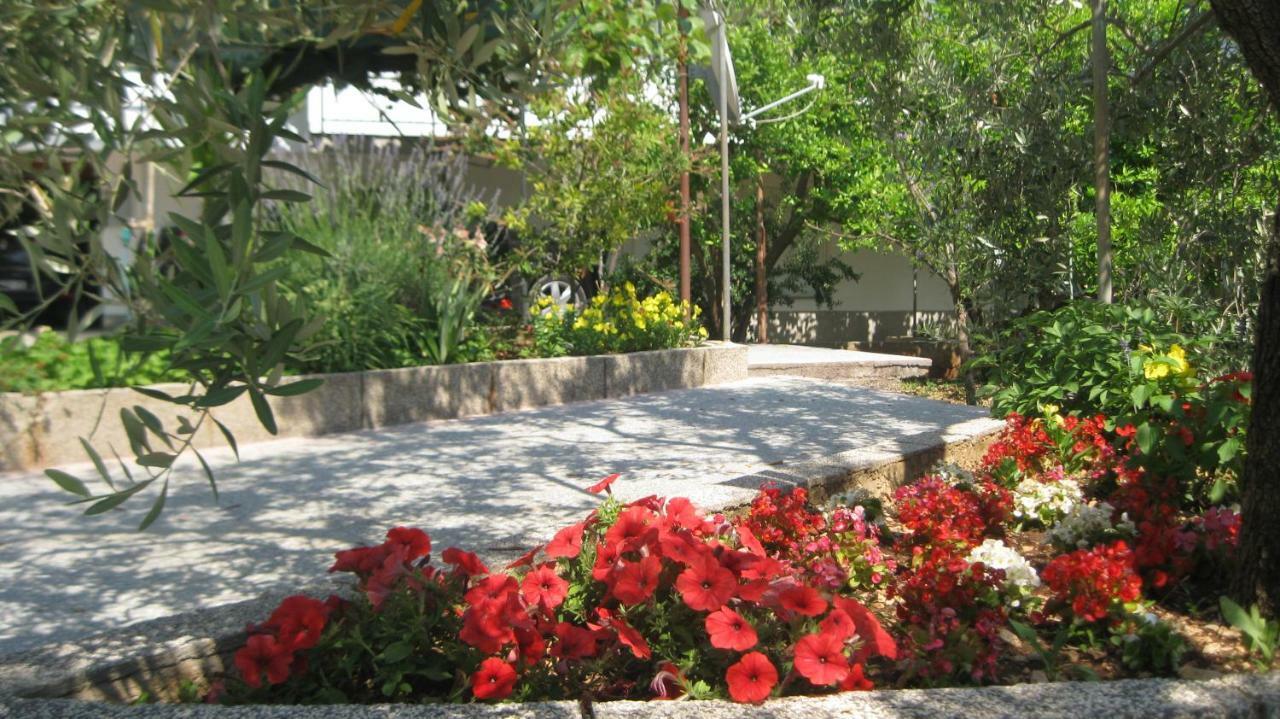 Apartments Maslina Трогир Екстериор снимка